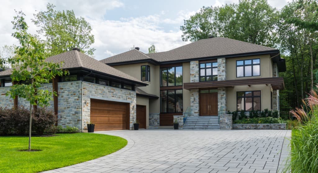 Installation Guide pour l'installation d'une climatisation gainable dans un espace événementiel - Expert Saint-Étienne