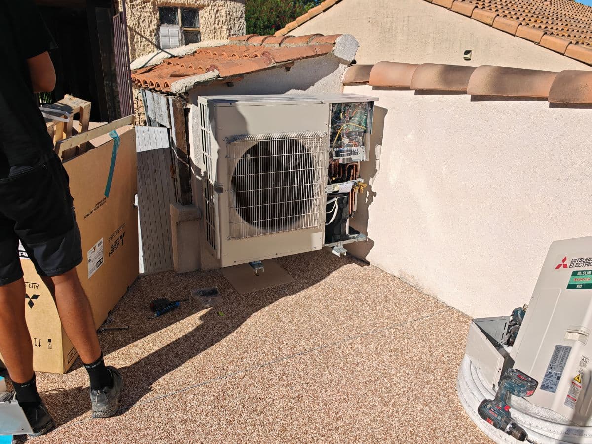 Installation de Climatisation Gainable à Miramas : 10kW Mitsubishi avec Airzone