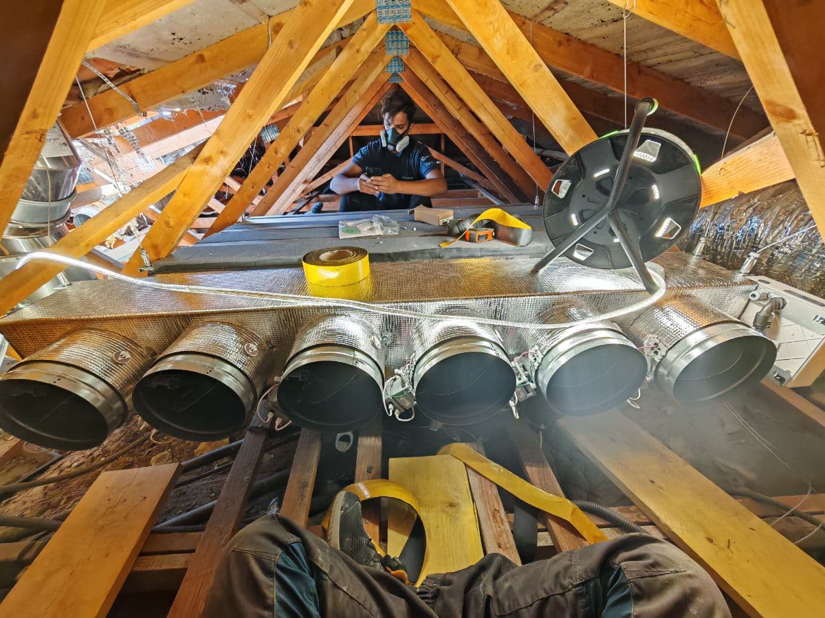 Démantèlement et Installation de Nouvelle Climatisation Gainable à Grans